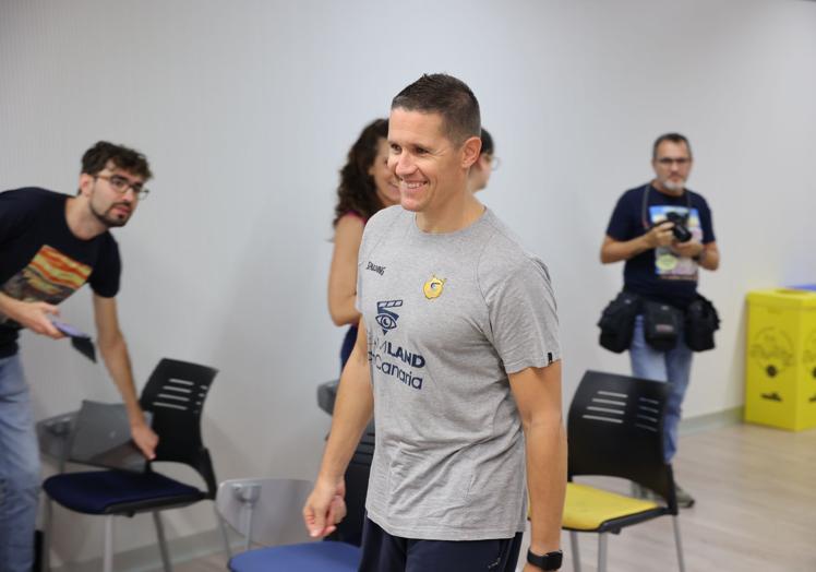 Lakovic, en rueda de prensa.