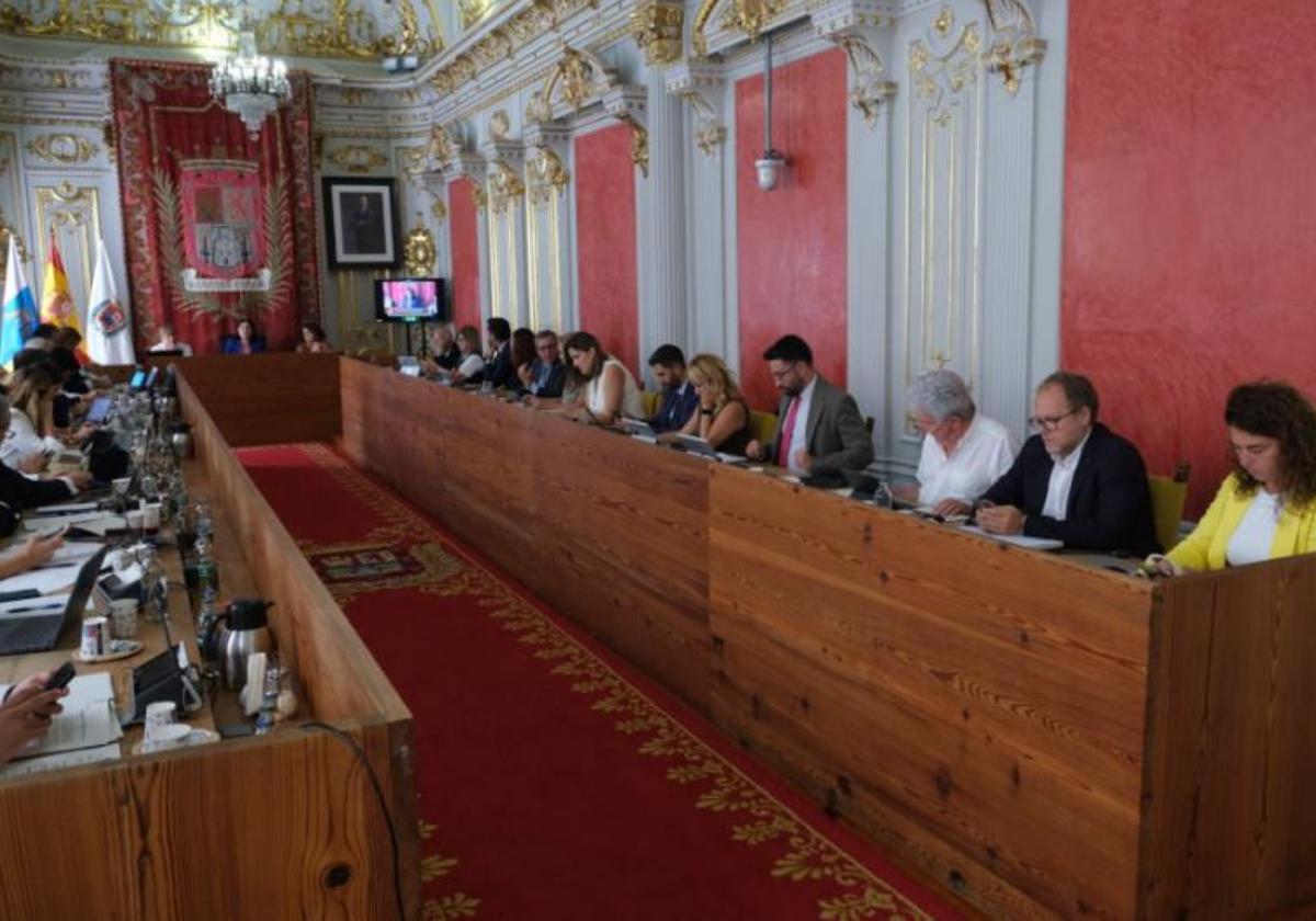Así quedan los sueldos del Ayuntamiento de Las Palmas de Gran Canaria tras el recorte a cuatro concejales