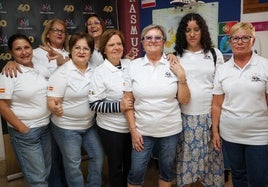 De izquierda a derecha, las alumnas del CEPA Las Palmas Sandra, Toñi, Gloria, María, Conchi, Irina, Zobayda y Sandra.