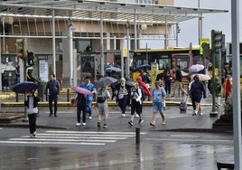 Precaución en Canarias: alerta máxima por vientos huracanados y lluvias desde este jueves