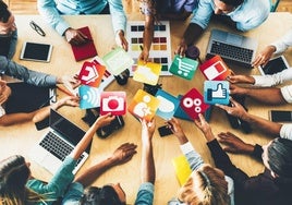 Generación Z, mujeres y conservadores son los más vulnerables a la desinformación, según revela el primer gran estudio global