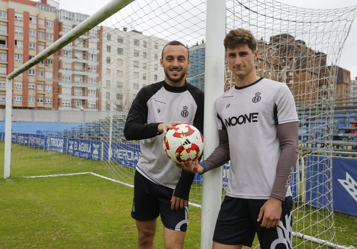 Los goleadores del Real Avilés avisan: «Que nadie se confunda, no hay nada hecho»
