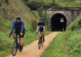 En la actualidad, la Diputación de Álava reutiliza el ferrocarril como vía verde.