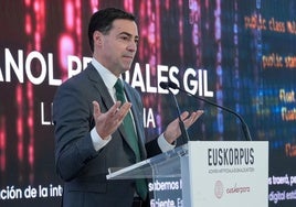 El lehendakari Pradales, en la presentación de Euskorpus el pasado mes de febrero.