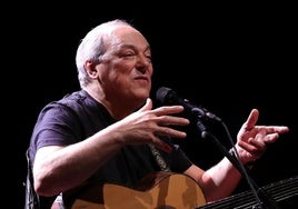Toquinho, la leyenda de la música brasileña que recalará en Vitoria el 19 de julio.