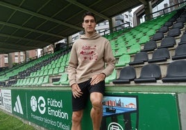 Adri Gómez, centrocampista del Sestao River que el curso pasado militó en las filas de Unionistas.