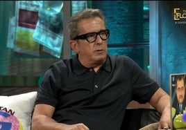 Andreu Buenafuente repasa en 'La Revuelta' sus 40 años de trayectoria: «Me di una hostia como un piano»
