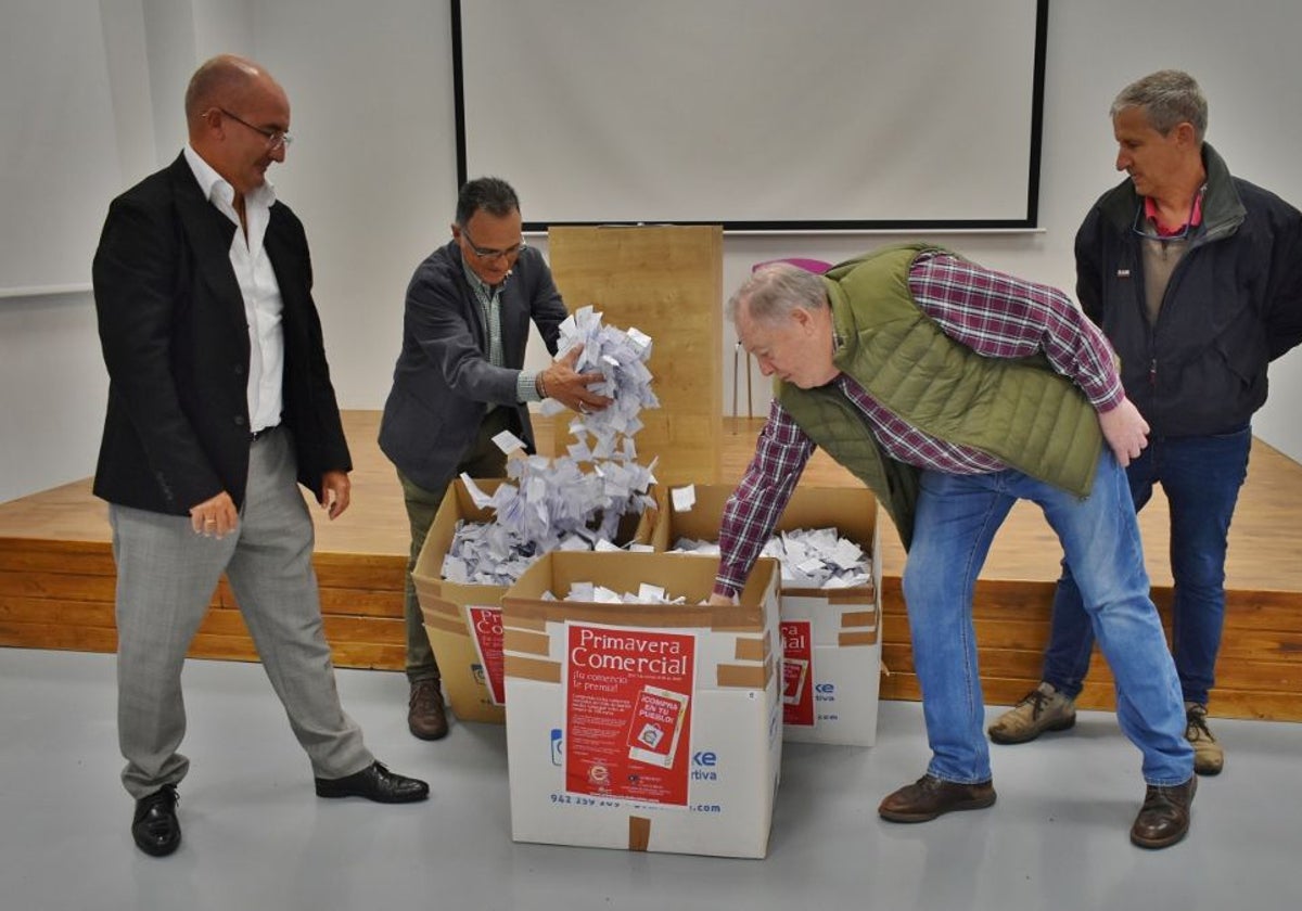 El comercio de Los Corrales cierra en verde su primera campaña de 2025