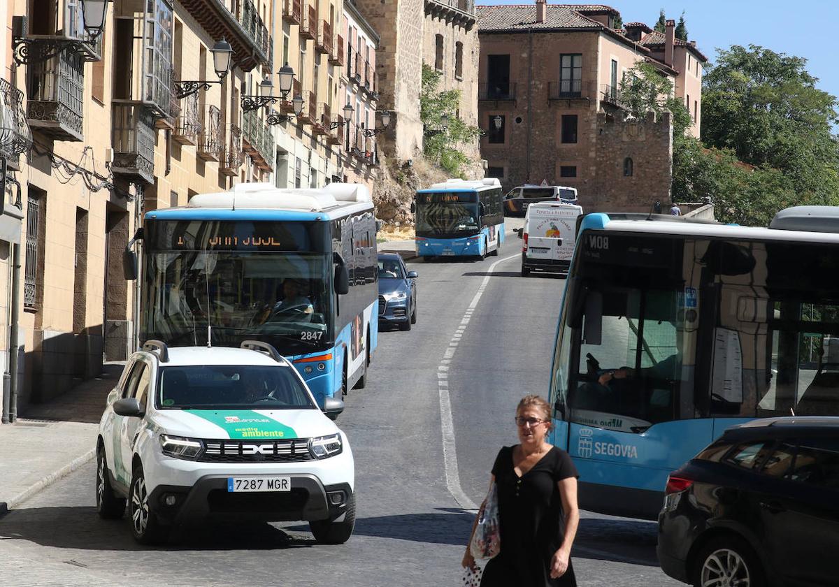 Segovia se ve «obligada» a aplazar la Zona de Bajas Emisiones