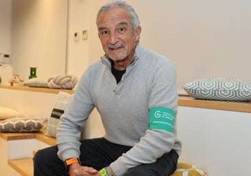 Javier Barja: «Asimilar que un paciente te puede abandonar en el camino es muy díficil»