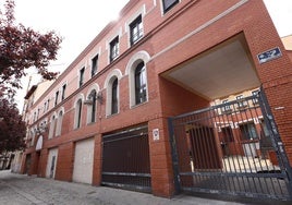 El edificio, ubicado en el número 2 de la calle Cantarranillas.