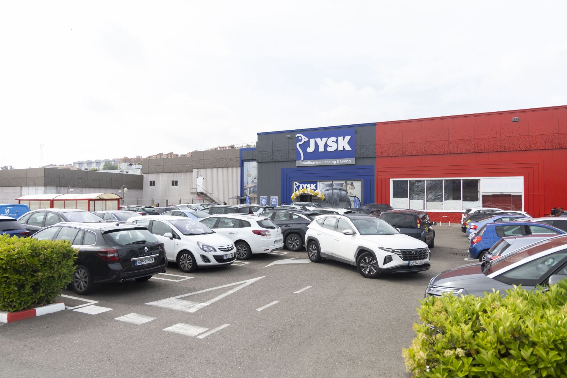 Las fotos de la inauguración de la tienda de la cadena Jysk en Valladolid