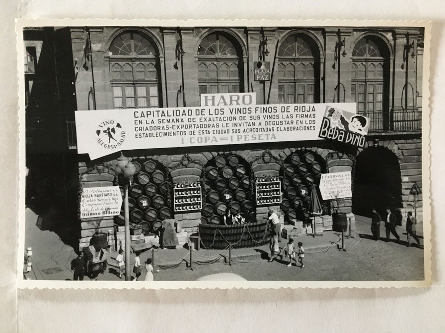 Imagen de 1962 promoviendo Haro como capital de los vinos finos impulsada por Pedro López de Heredia.