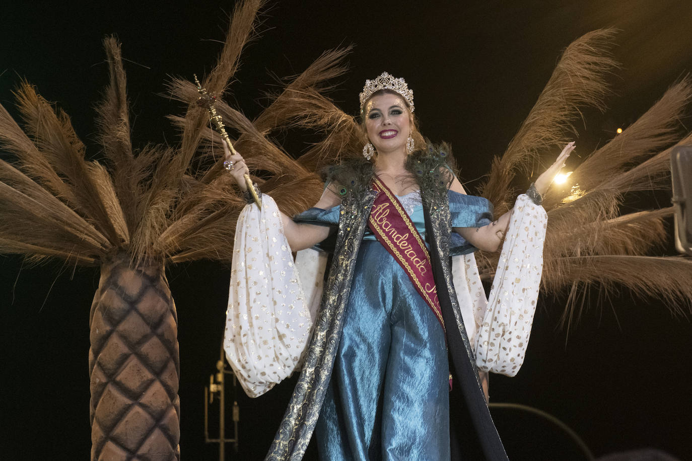 El gran desfile de Moros y Cristianos en Murcia, en imágenes