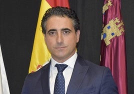 El edil de Familia, Emilio Serna.
