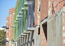 Imagen de archivo de los trabajos de construcción de viviendas nuevas en la pedanía murciana de Guadalupe.