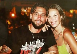 Jessica Bueno, junto a Jota Peleteiro