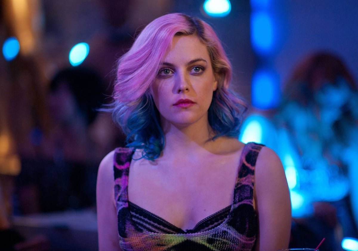 Imagen principal - Riley Keough, Lisa Marie Presley y Graceland.