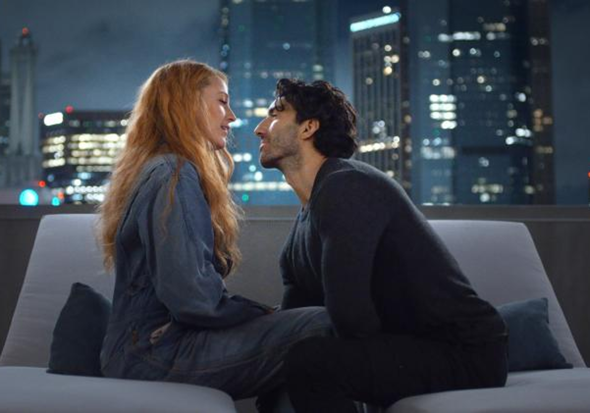 Blake Lively y Justin Badoni en una escena de 'Romper el círculo'
