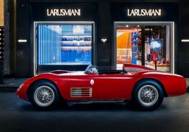 Maserati exhibe un 200S en la LARUSMIANI Automotive Gallery