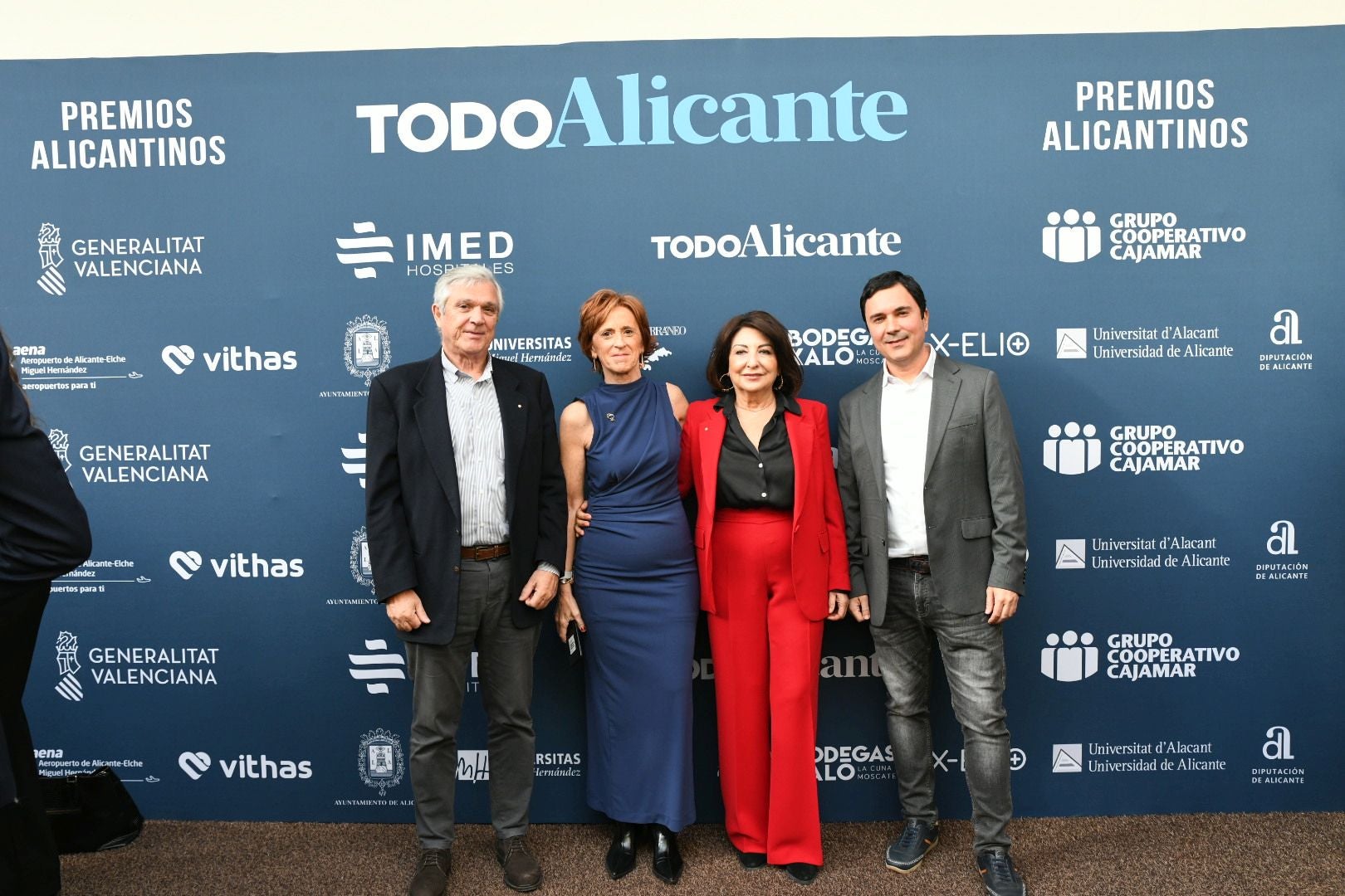 Así ha sido el &#039;photocall&#039; de los Premios Alicantinos 2024