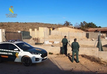 La Guardia Civil desmantela la trama que vendía suelo rústico para chabolas en las partidas rurales de Alicante