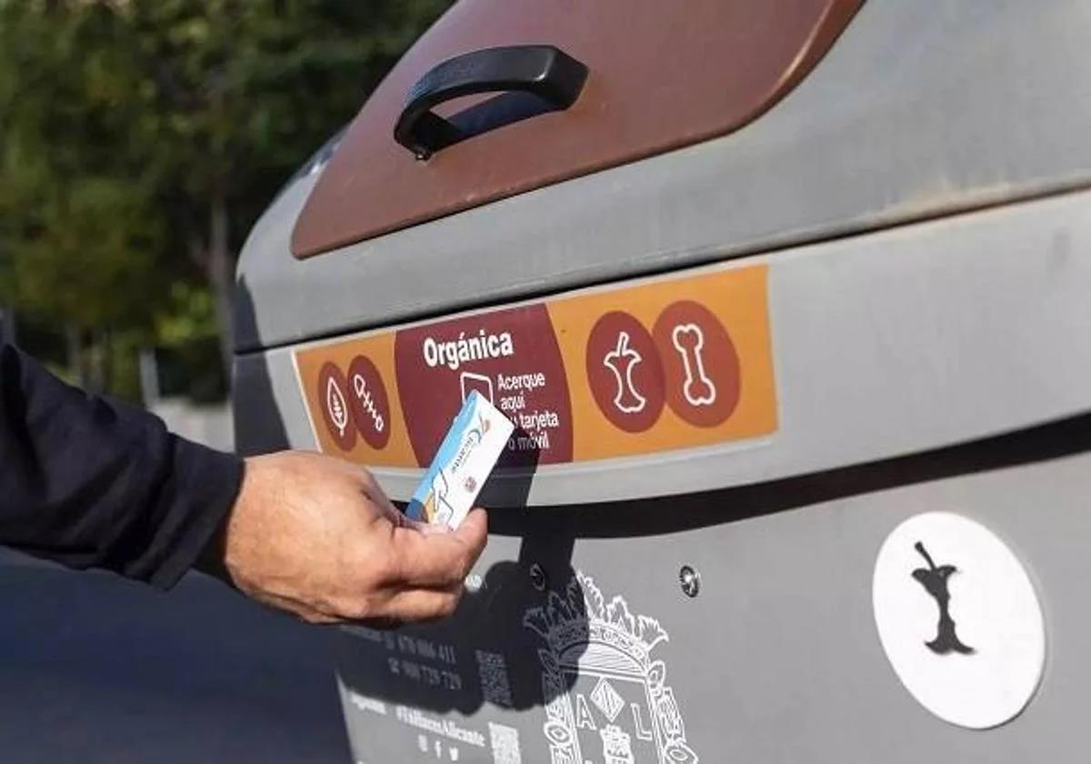 Horarios para sacar la basura en Alicante y evitar las nuevas multas