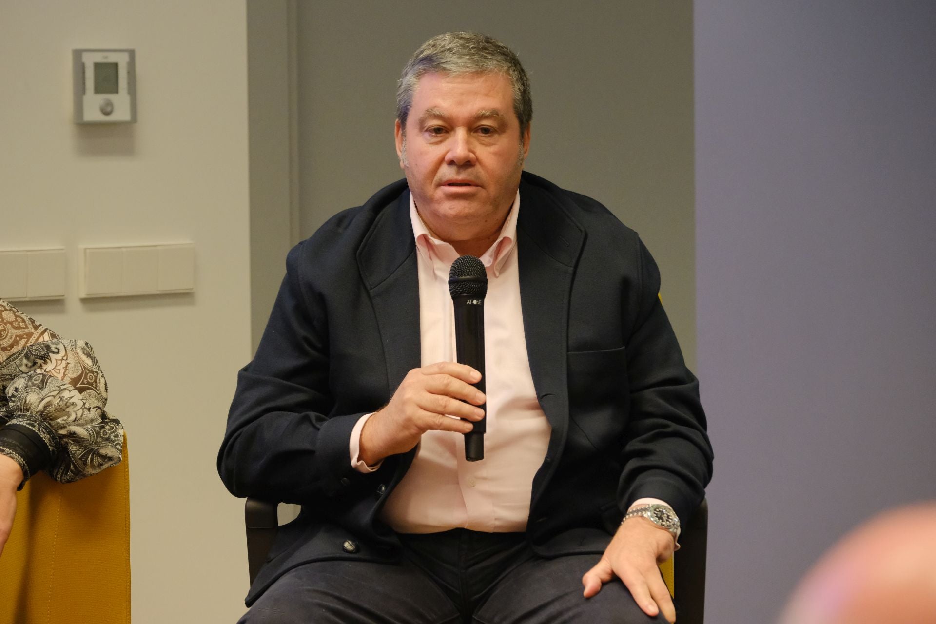La jornada empresarial de CEV sobre la guerra de aranceles, en imágenes